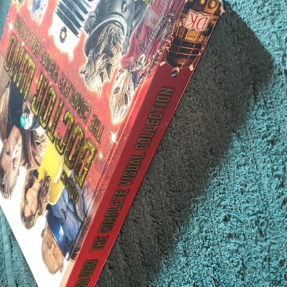 Doctor who: the complete visual collection book - Picture 3 of 8